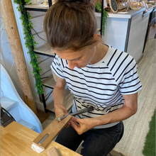 Charger l&#39;image dans la galerie, Atelier en duo (2H30 à 3h00) - Créer vos alliances de mariage