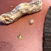 Charger l'image dans la galerie, Collier Petit Ginko