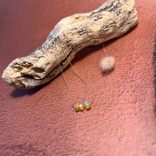 Charger l'image dans la galerie, Collier Trois Sorcières