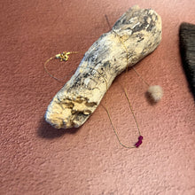 Charger l'image dans la galerie, Collier Trois Sorcières