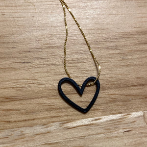 Collier A coeur en veux-tu - Sur un fil (martelé, lisse ou noir)